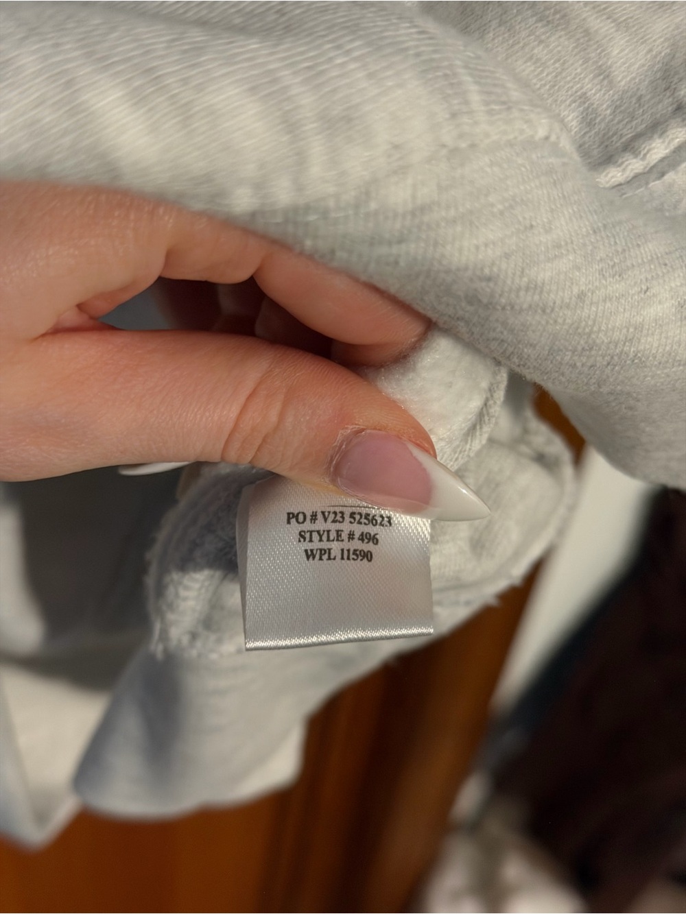 Oversized Heather Gray & White Nantucket Crewneck - Picture 5 of 8